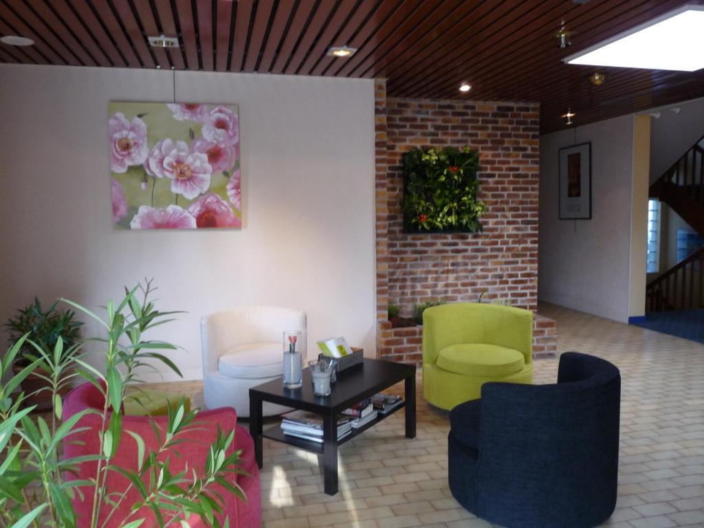 Ariane Hotel Joué-lés-Tours Kültér fotó